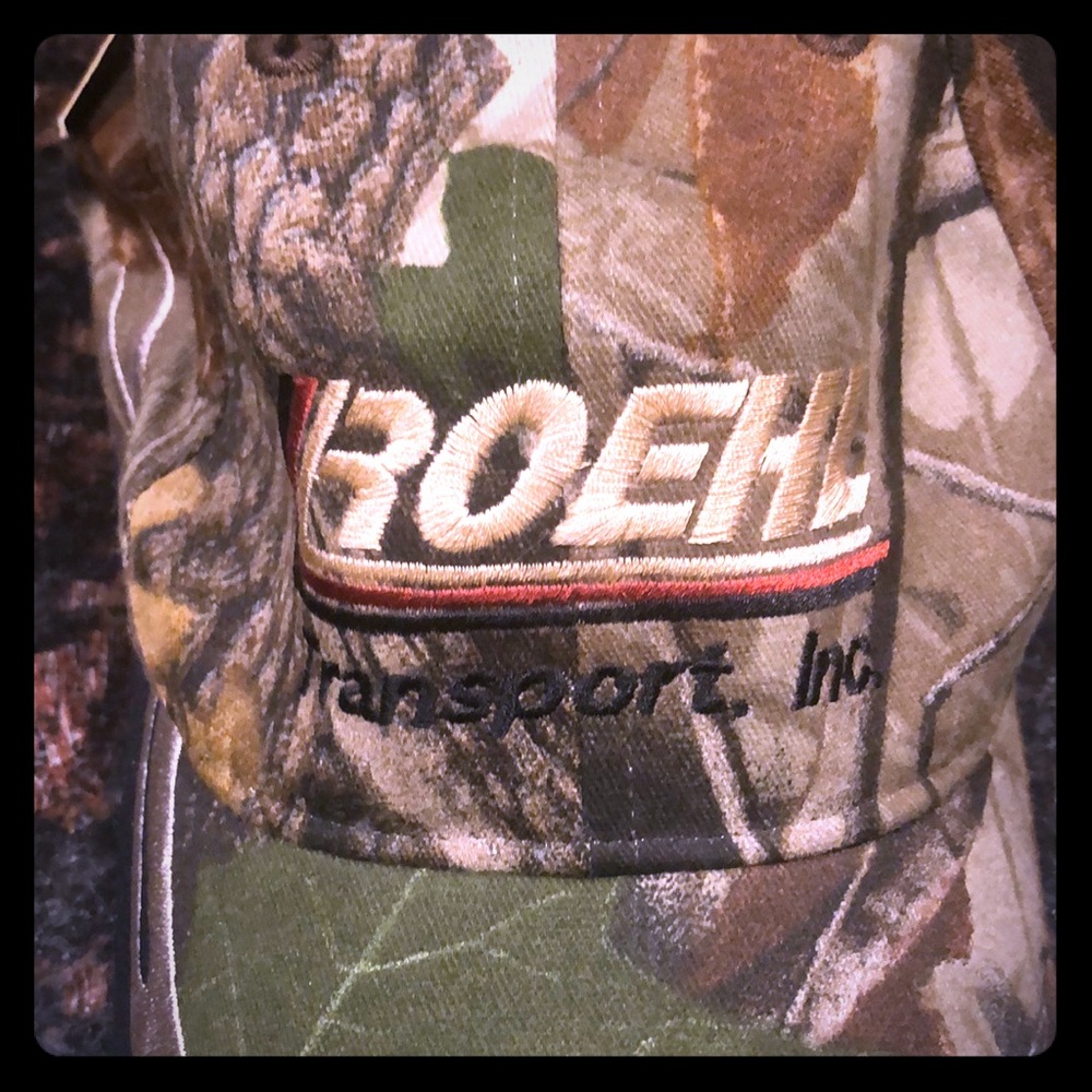 Roehl Transport Inc hat